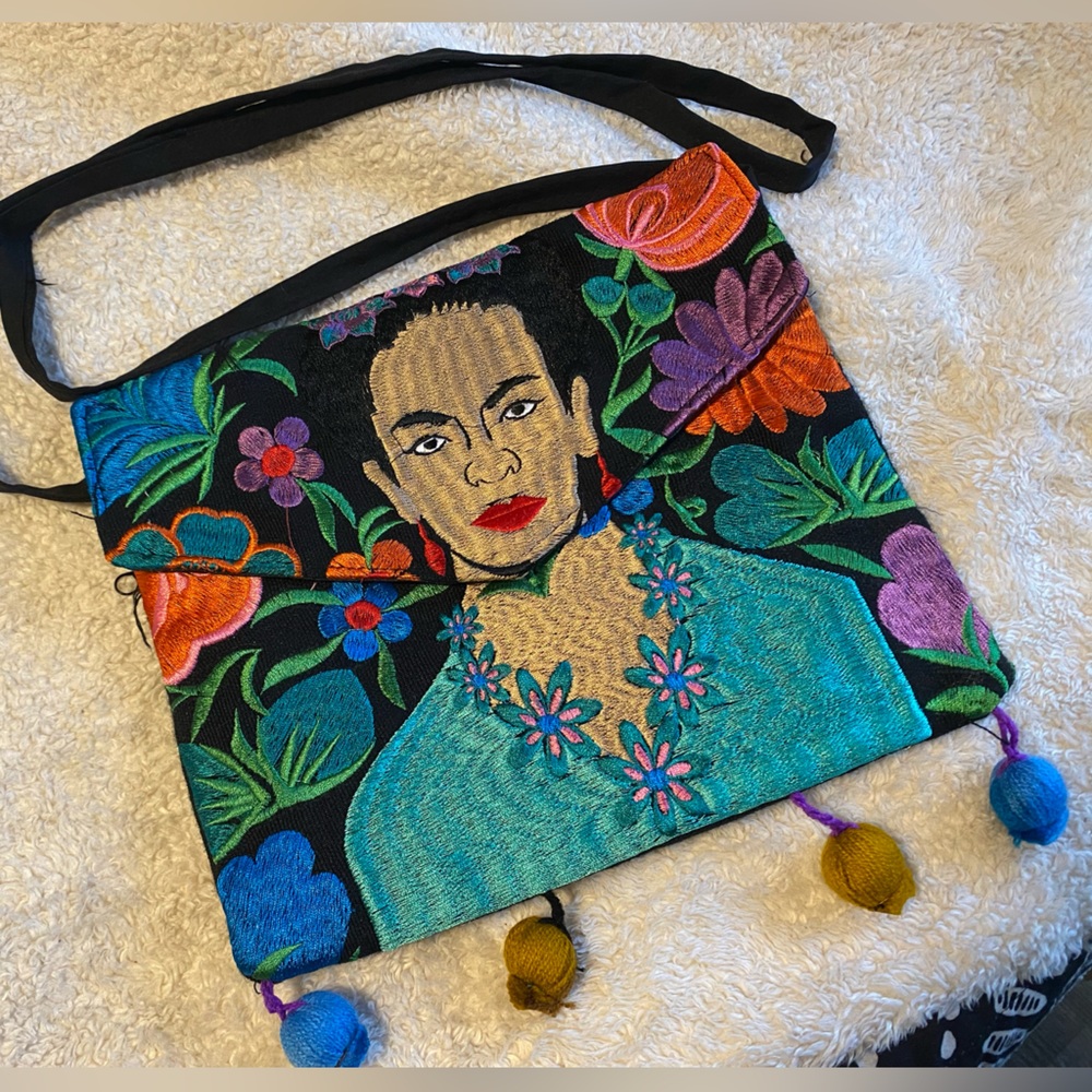 Frida Kahlo Crossbody 💗